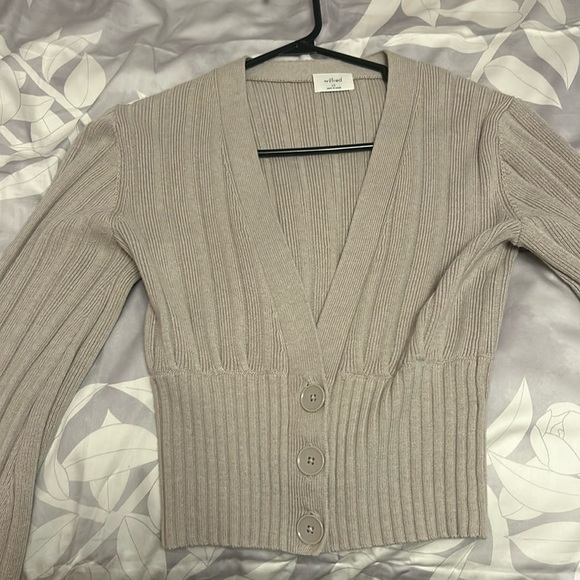 Wilfred Sweaters - Aritzia Wilfred plunge cardigan in Herring. Brand NEW! Never warn size XS